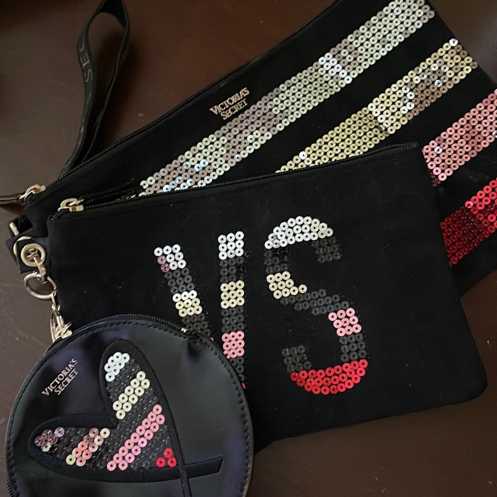 Victoria’s Secret 3 Toiletry/makeup bags. NWOT